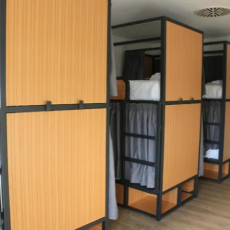 Vandrerhjem Alianca Cafe & Angra do Heroísmo