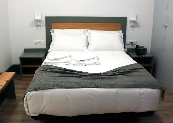 Alianca Cafe & Hostel *