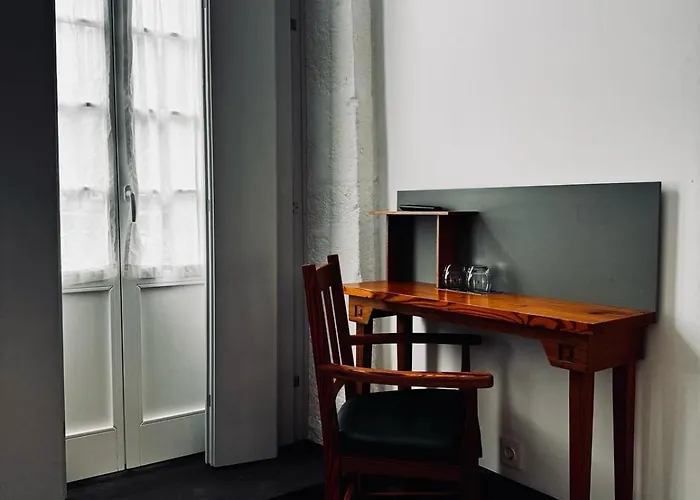 Alianca Cafe & Hostel Angra do Heroísmo