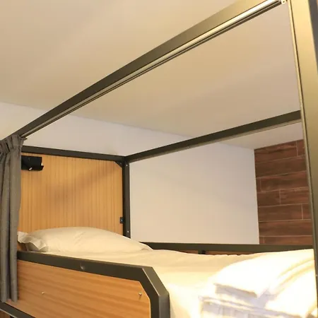 Alianca Cafe & Hostel *