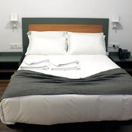 Alianca Cafe & Hostel *