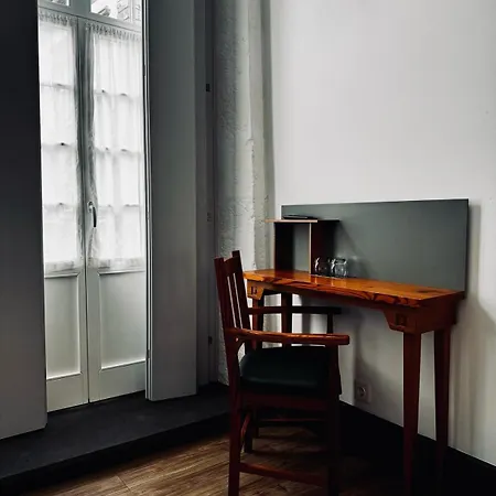 Alianca Cafe & Hostel Angra do Heroismo