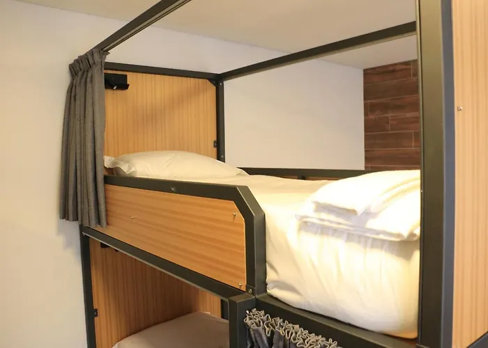 Alianca Cafe & Hostel Angra do Heroísmo