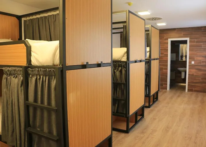 Hostel Alianca Cafe & *