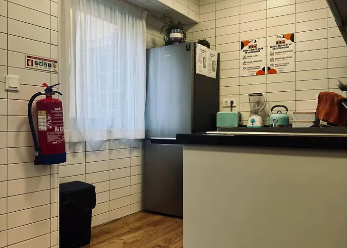 Hostel Alianca Cafe & *